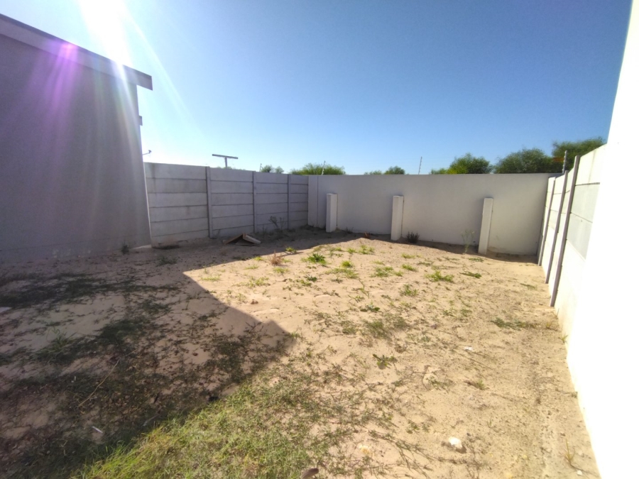 2 Bedroom Property for Sale in The Connifers Western Cape